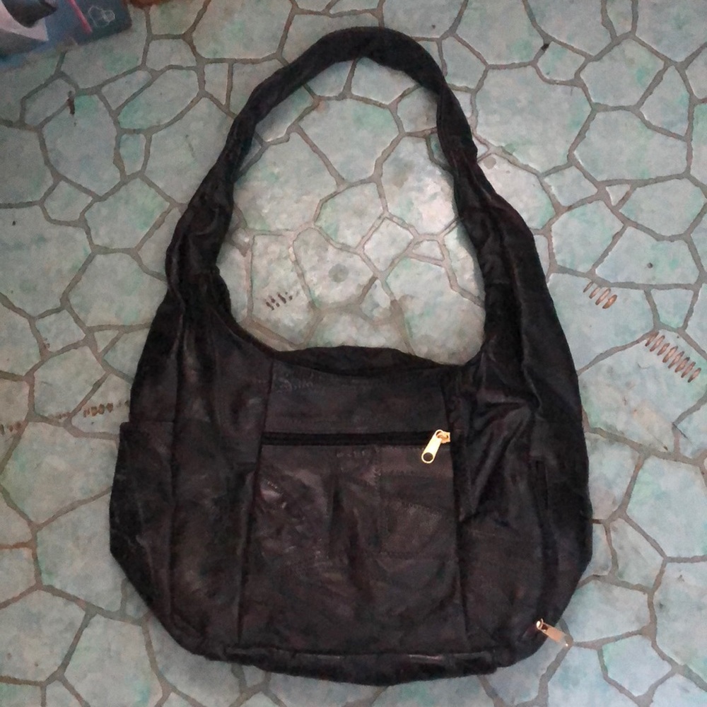 Very cute leather bag